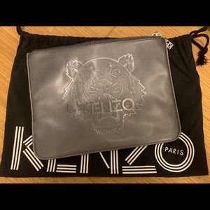 Kenzo Tiger clutch